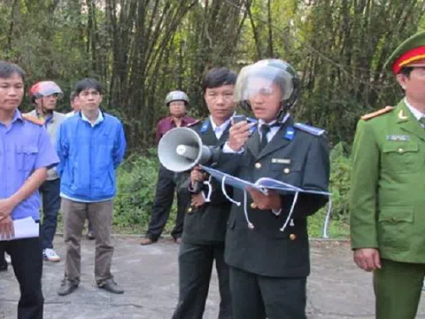 Tiết lộ thông tin để người phải thi hành án rút tiền khỏi tài khoản: Có thể bị phạt tới 20 triệu đồng