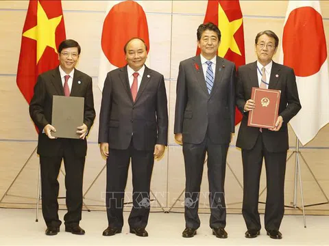 Việt Nam - Nhật Bản trao nhiều văn kiện hợp tác quan trọng