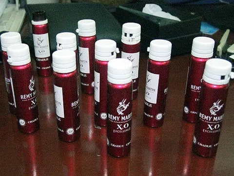 Cảnh báo hàng loạt ma túy "núp bóng" đồ ăn, vật dụng mới du nhập vào Việt Nam