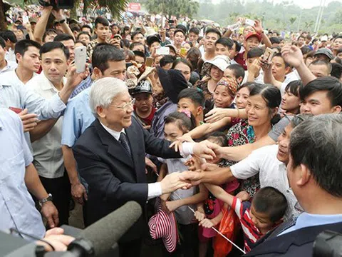 Dân có tin hay không là ở tấm gương Tổng Bí thư, Bộ Chính trị, Ban Bí thư