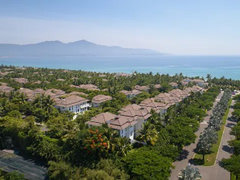 Khu nghỉ dưỡng tuyệt đẹp bên biển Đà Nẵng được World Luxury Hotel Awards 2018 vinh danh