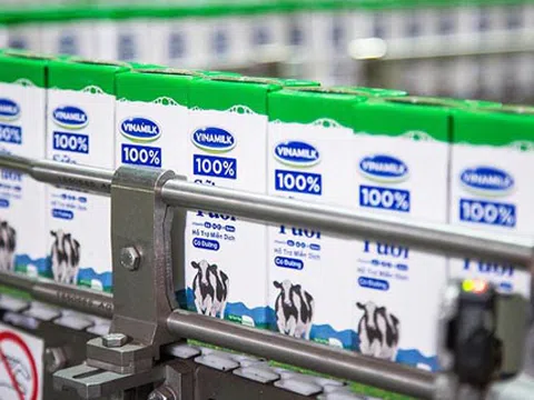 Vinamilk đã trúng Gói thầu mua sữa học đường hơn 4.000 tỷ đồng của Hà Nội