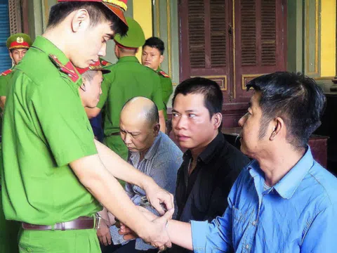 Tuyên 4 án chung thân đường dây vận chuyển ma túy xuyên quốc gia