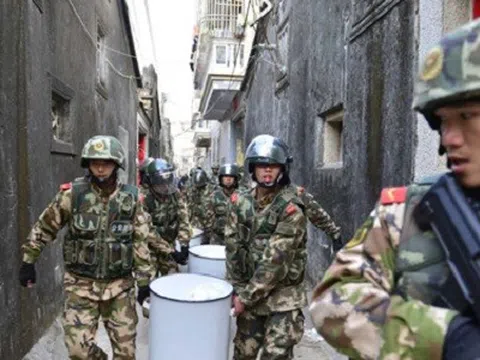 Chiến dịch chống băng nhóm của Trung Quốc vừa mở đợt đầu, gần 600 quan chức “sa lưới”