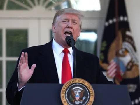 Mở cửa chính phủ: Nhượng bộ của ông Trump hay thắng lợi của bà Pelosi?