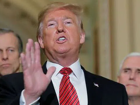 16 bang kiện ông Trump vì ban bố tình trạng khẩn cấp quốc gia