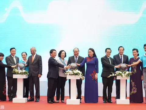 Thủ tướng đề nghị chung tay bảo vệ an toàn cho phụ nữ và trẻ em