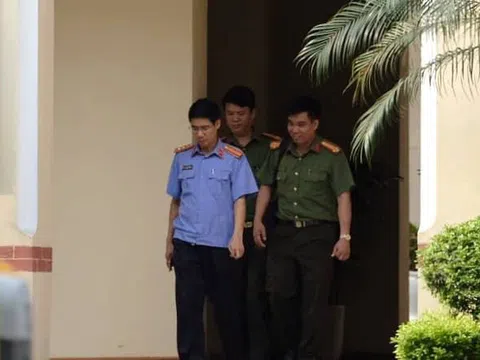 Vụ đường dây đánh bạc ngàn tỉ: Bắt chánh thanh tra Bộ Thông tin và truyền thông