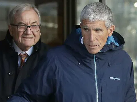 Hé lộ những “kỹ thuật ngầm” trong đường dây chạy trường rúng động nước Mỹ