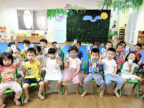 Gói thầu Sữa học đường Hà Nội: Chủ đầu tư được “lợi kép”