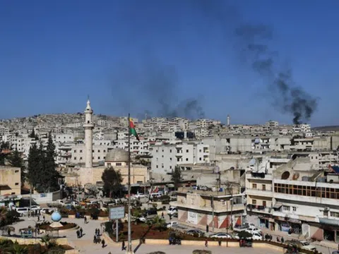 Chiến sự Syria: Nga và Syria ồ ạt tấn công lớn vào Idlib và Hama mặc sự ngăn cản của Thổ Nhĩ Kỳ