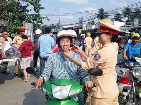 Bảo kê cho hoạt động phạm tội sẽ bị tước danh hiệu Công an nhân dân