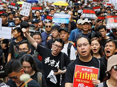 Hoãn dự luật dẫn độ, vì sao dân Hong Kong vẫn còn biểu tình?
