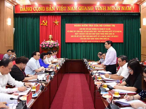 Bộ Chính trị kiểm tra công tác tổ chức, cán bộ tại Hà Nội