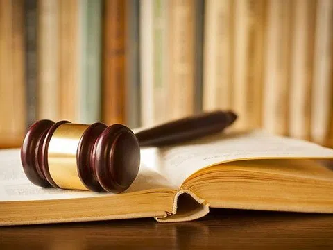 Những tội nào là tội phạm nguồn của tội rửa tiền?