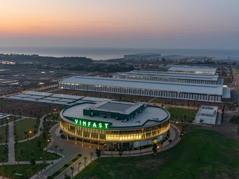 Khánh thành nhà máy ô tô đầu tiên thương hiệu Việt Nam - Vinfast