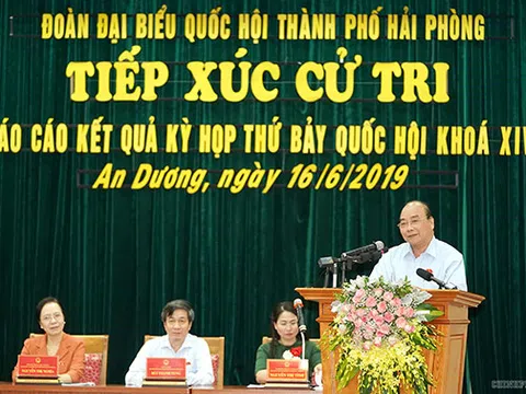 Thủ tướng: Xử lý nghiêm cán bộ lợi dụng quyền lực để nhũng nhiễu