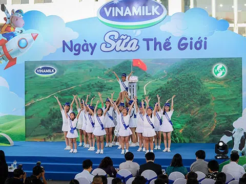 Vinamilk hưởng ứng thông điệp niềm vui uống sữa tại trường của ngày sữa thế giới 2019