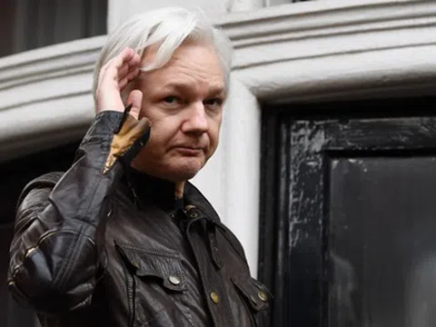 Tòa Thụy Điển bác yêu cầu bắt ông chủ WikiLeaks