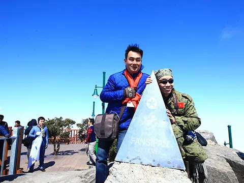 Chuyện chưa kể về chóp inox trên đỉnh Đông Dương