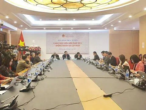 Quan tâm hoàn thiện thể chế bảo vệ quyền con người, quyền công dân