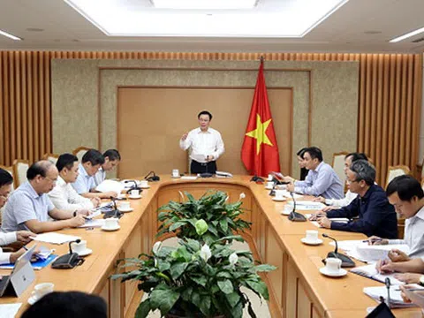 Phó Thủ tướng: Giám sát nợ nước ngoài của từng doanh nghiệp