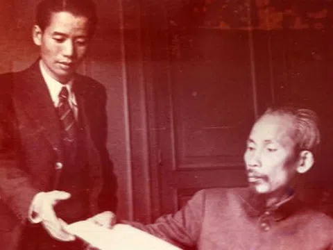 Người chắp bút dự thảo Hiến pháp đầu tiên