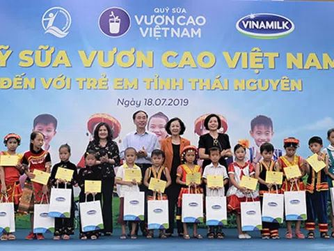Quỹ sữa Vươn Cao Việt Nam: Nỗ lực vì sứ mệnh: “Để mọi trẻ em đều được uống sữa mỗi ngày”