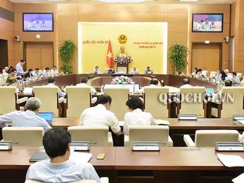 Bổ sung “kinh doanh dịch vụ đòi nợ” vào danh mục cấm