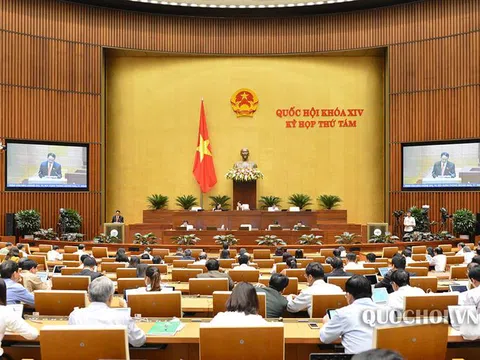 Quốc hội nghe báo cáo và thảo luận tại tổ 3 dự án Luật