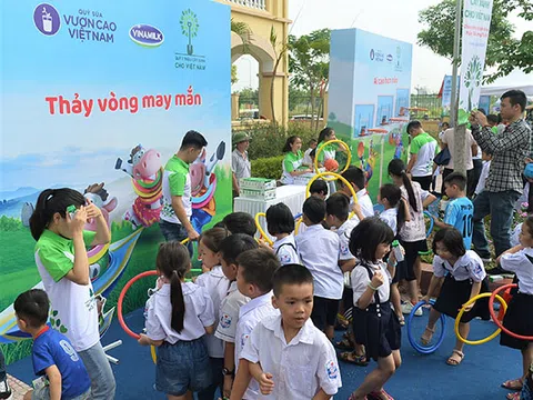 Vinamilk chung tay bảo vệ môi trường thủ đô thông qua quỹ 1 triệu cây xanh cho Việt Nam