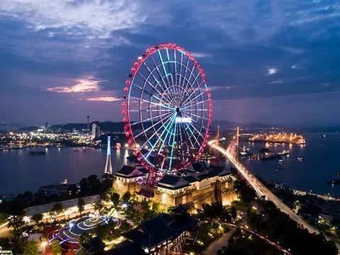 Du lịch Quảng Ninh, “cục tẩy kỳ diệu” và bức họa mới