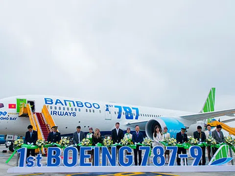 Cận cảnh Boeing 787-9 Dreamliner “Ha Long Bay”- máy bay thân rộng đầu tiên của một hãng hàng không tư nhân Việt Nam