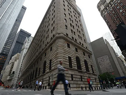 Chính phủ Mỹ dọa đóng băng tài khoản của NHTW Iraq nếu quân đội Mỹ phải rời đi