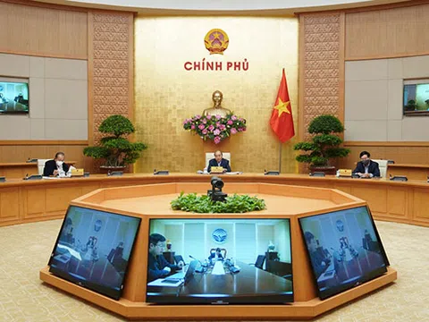 Thủ tướng: Tiếp tục thực hiện Chỉ thị 16 ít nhất đến ngày 22/4 tại 12 tỉnh, thành