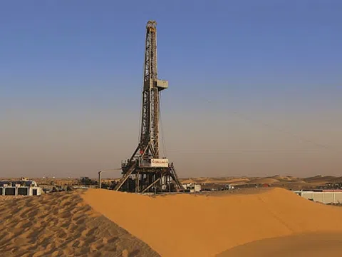 Thế giới tìm cách cứu công nghiệp dầu khí