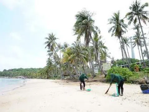 Du lịch “ngủ đông” nhưng Hòn Thơm vẫn “thức”