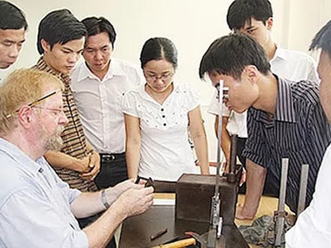 Đề xuất quy định về lao động nước ngoài làm việc tại Việt Nam