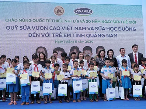 Vinamilk mang niềm vui uống sữa đến với trẻ em Quảng Nam thông qua quỹ sữa vươn cao Việt Nam