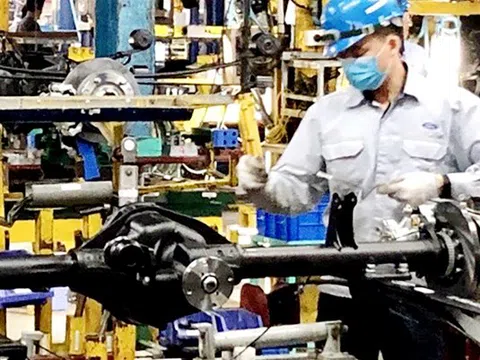 Chính sách mới chưa thật sự ưu đãi cho sản xuất ô tô trong nước