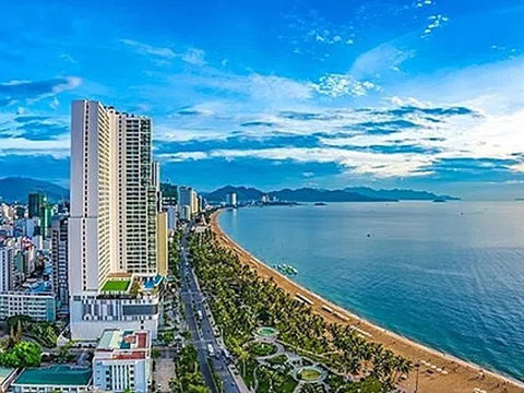 "Cấp giấy khai sinh" cho condotel: Bộ TN&MT ngược chiều Bộ Công an