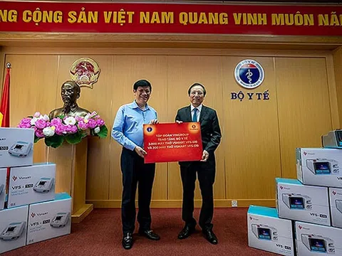 Vingroup trao tặng 1.700 máy thở xâm nhập và tài trợ hóa chất cho 56.000 xét nghiệm COVID-19