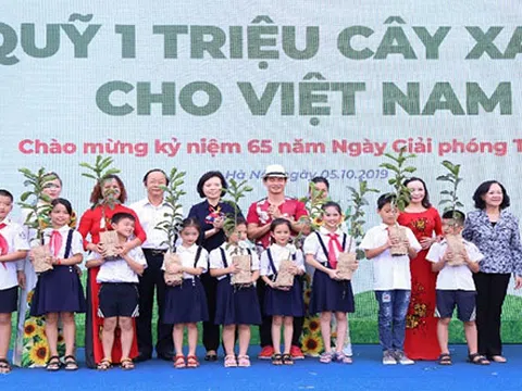 "Quỹ 1 triệu cây xanh cho Việt Nam": Lan toả tình yêu thiên nhiên, môi trường đến với học sinh