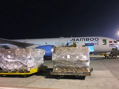 Bamboo Airways tặng vé tất cả tổ chức, cá nhân hoạt động thiện nguyện hỗ trợ đồng bào bị lũ lụt miền Trung