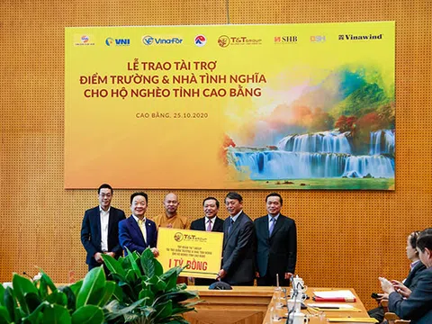 "Bầu Hiển" ủng hộ 5 tỷ đồng xây điểm trường và nhà tình nghĩa cho người nghèo tỉnh Cao Bằng