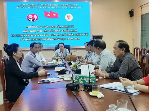 Hội nghị Thường vụ Đảng ủy họp với các tổ chức chính trị - xã hội trong trường triển khai các hoạt động năm học 2020 - 2021
