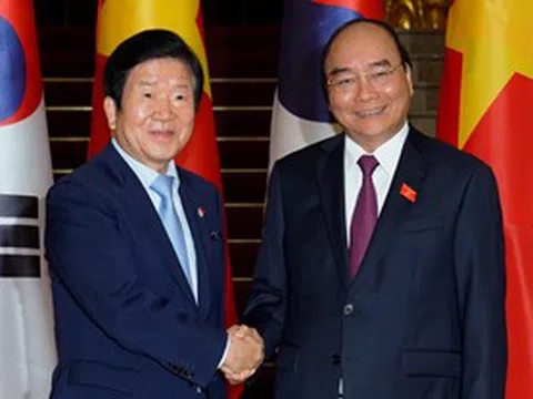 Thủ tướng đề nghị sớm đạt mục tiêu 100 tỷ USD kim ngạch Việt Nam-Hàn Quốc