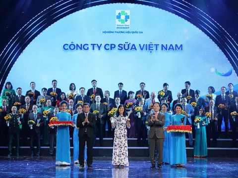 Vinamilk được vinh danh thương hiệu Quốc gia lần thứ 6 liên tiếp, tiếp nối hành trình 12 năm đưa thương hiệu sữa Việt vươn tầm thế giới