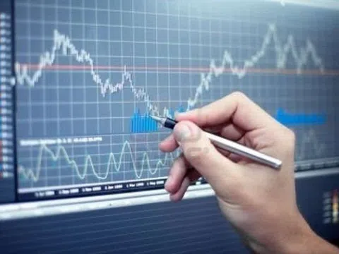 Hàng loạt doanh nghiệp bị xử phạt do vi phạm công bố thông tin và sửa lỗi giao dịch