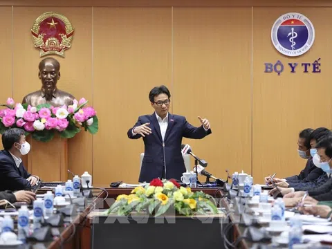 Phó Thủ tướng: Phòng, chống dịch COVID-19 phải đặt lợi ích của người dân lên trên hết